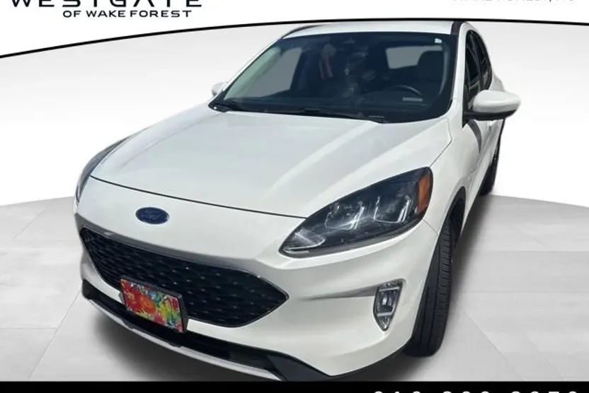 2020 Ford Escape SEL photo 1
