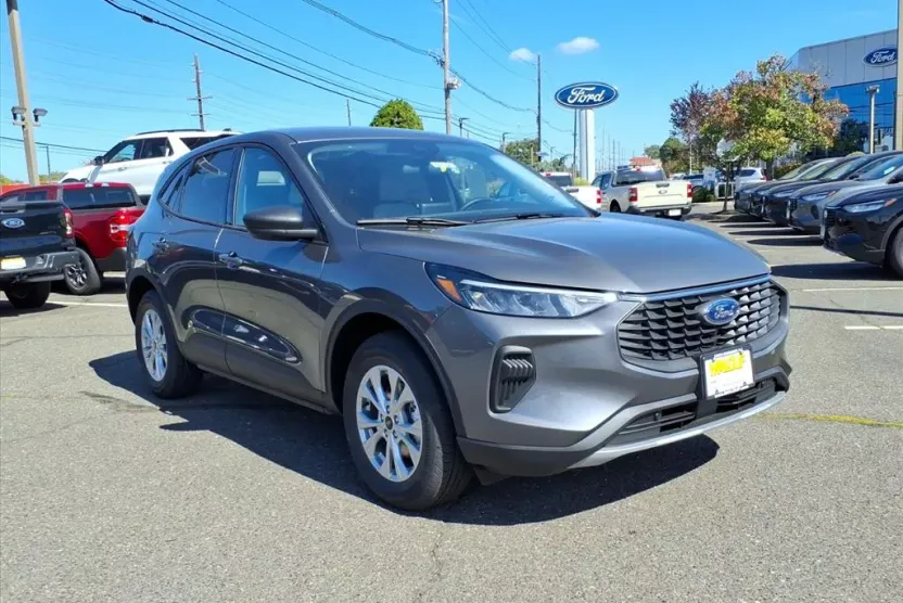 2026 Ford Escape Active photo 1