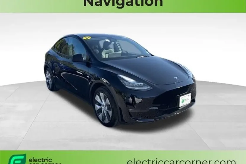 2022 Tesla Model Y Long Range photo 1