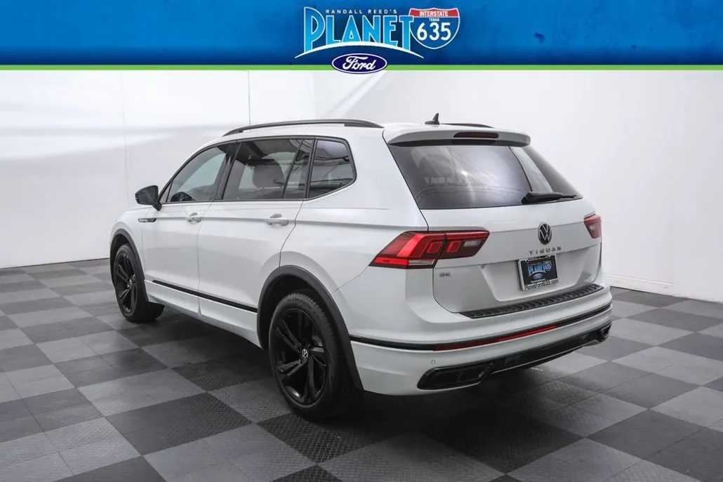 2023 Volkswagen Tiguan SE R-Line Black photo 1