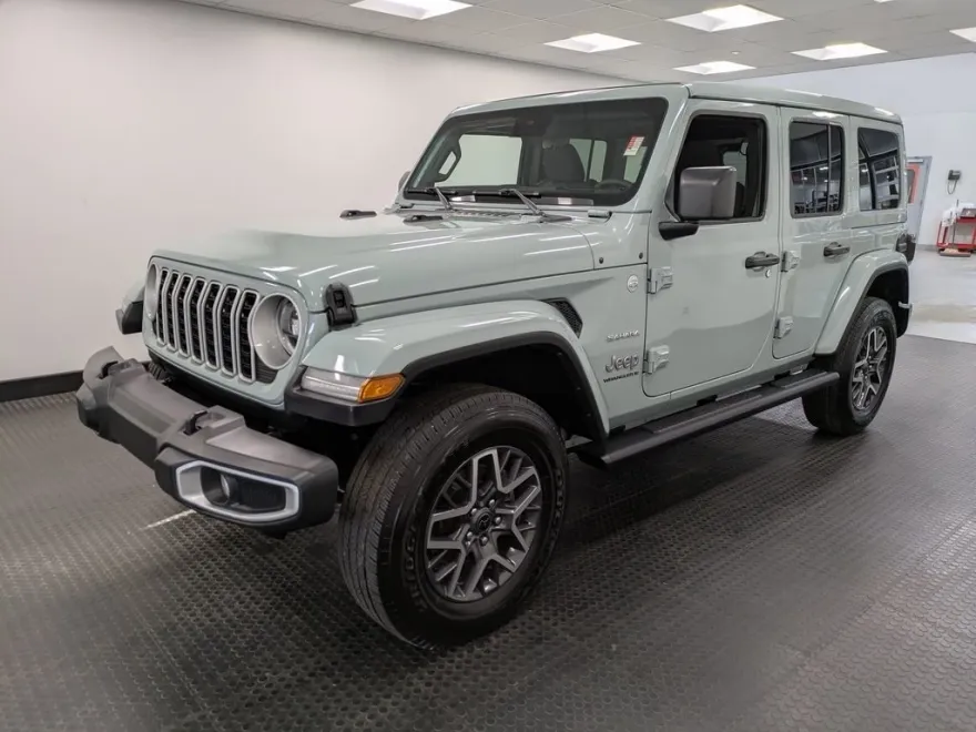 2024 Jeep Wrangler Sahara photo 1