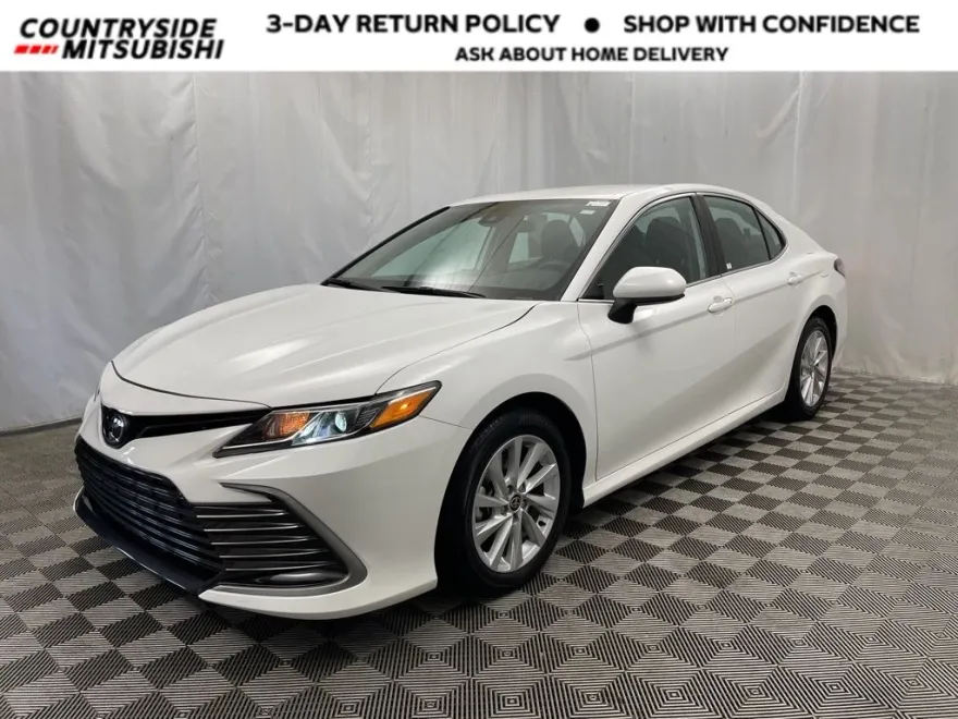 2024 Toyota Camry LE photo 1