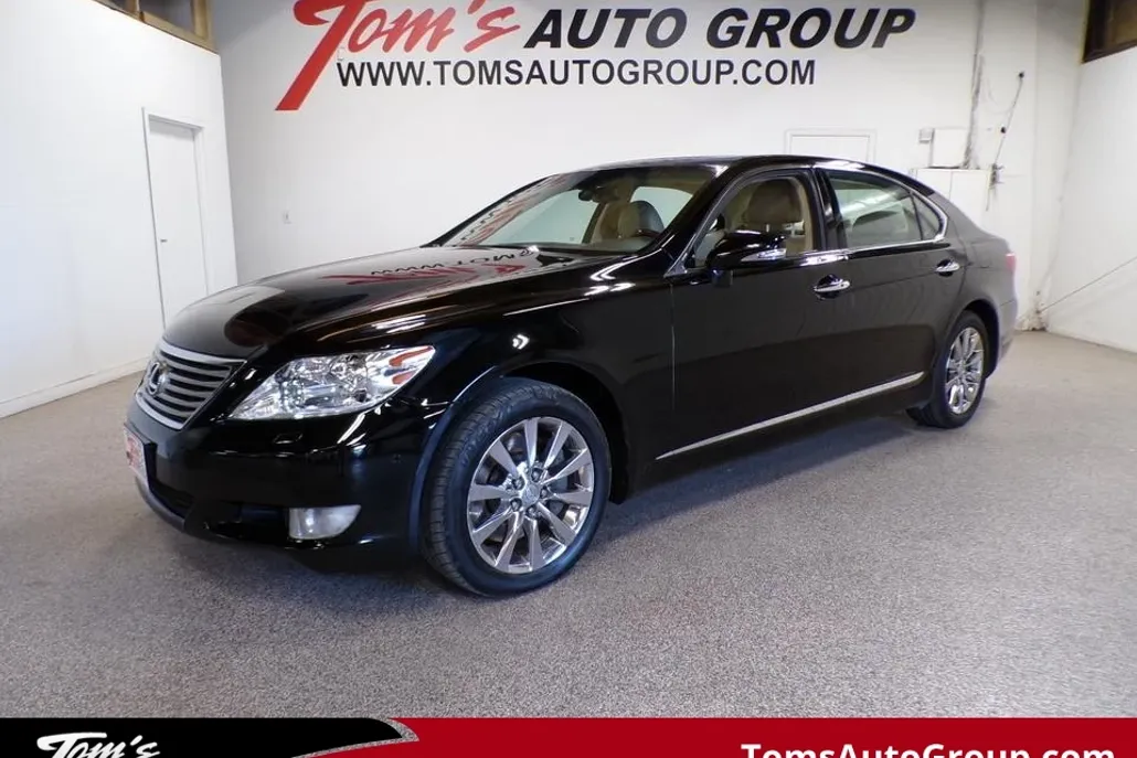 2011 Lexus LS 460 L photo 1