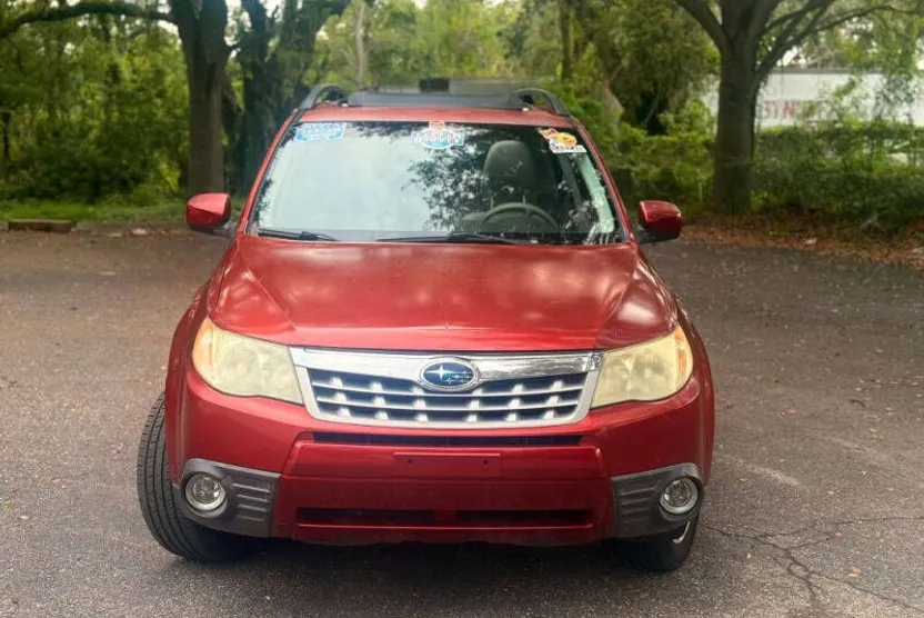 2011 Subaru Forester 2.5X Limited photo 1