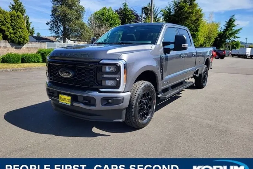 2025 Ford F-350 photo 1