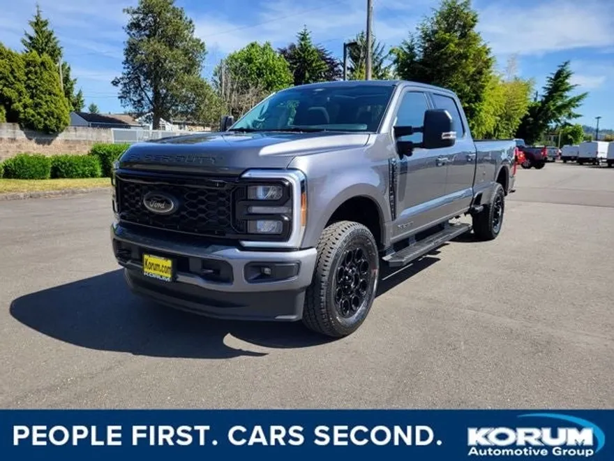 2025 Ford F-350 photo 1