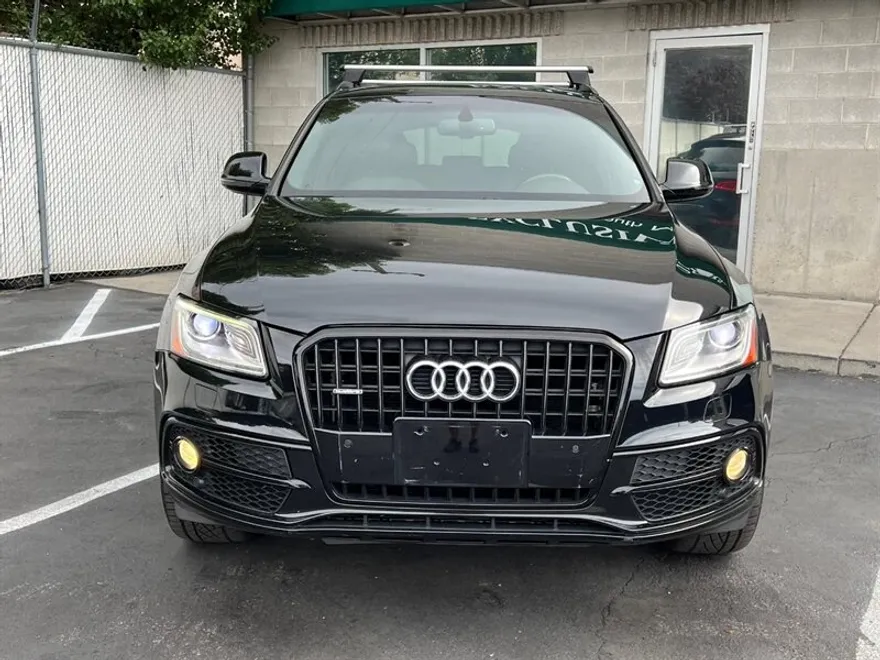 2017 Audi Q5 3.0T Premium Plus photo 1