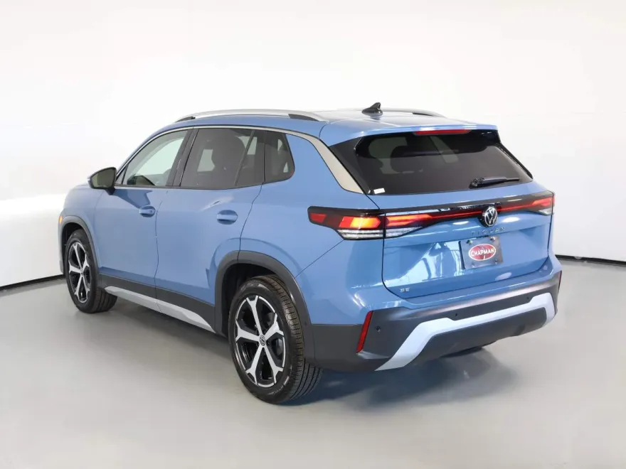 2025 Volkswagen Tiguan SE photo 1