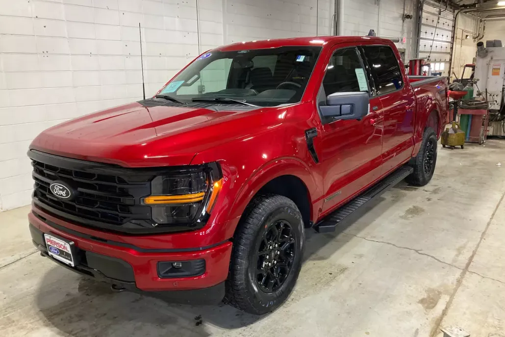 2025 Ford F-150 XLT photo 1