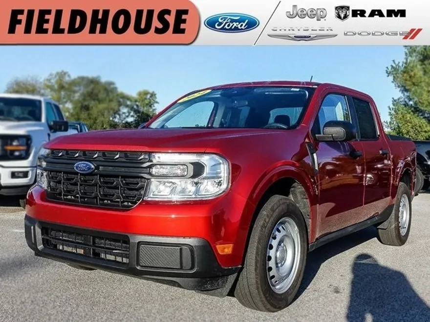 2024 Ford Maverick XL photo 1