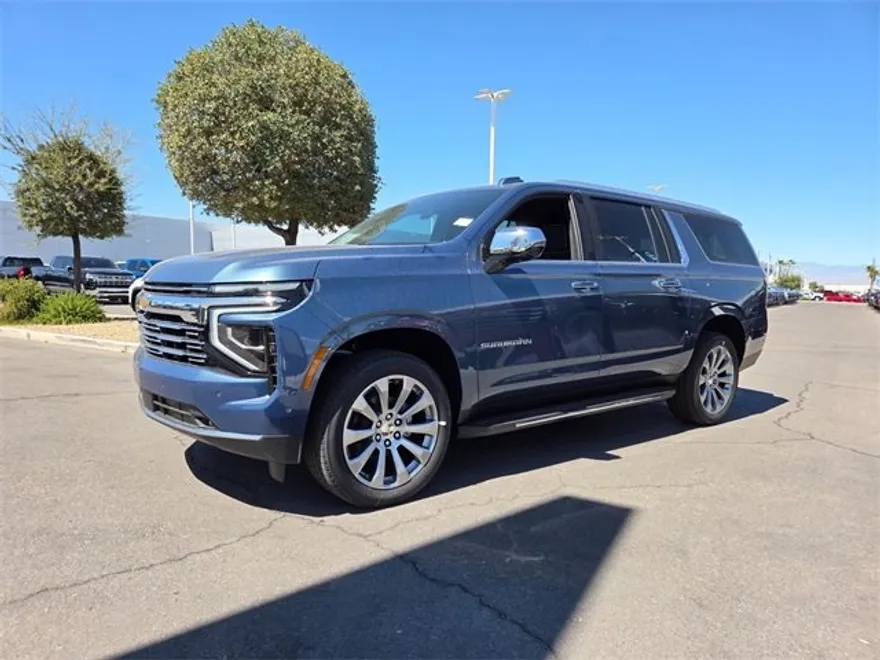 2025 Chevrolet Suburban Premier photo 1