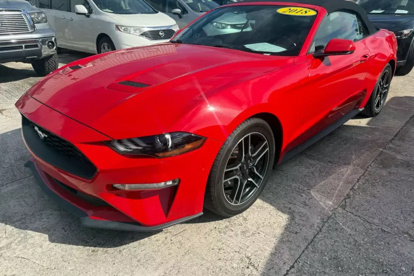 2018 Ford Mustang EcoBoost Premium photo 1