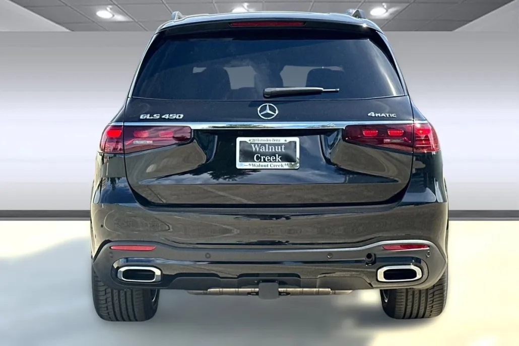 2025 Mercedes Benz GLS 450 4MATIC photo 1