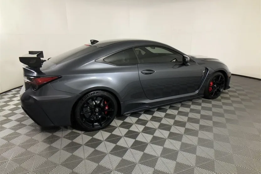 2024 Lexus RC F photo 1