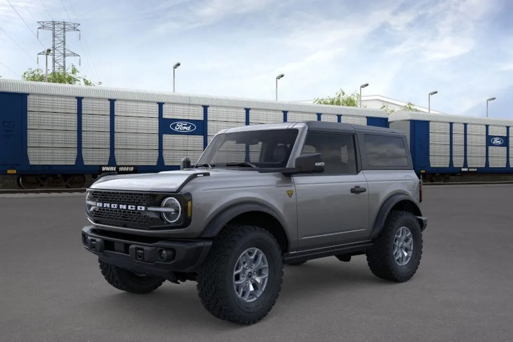 2025 Ford Bronco Badlands photo 1