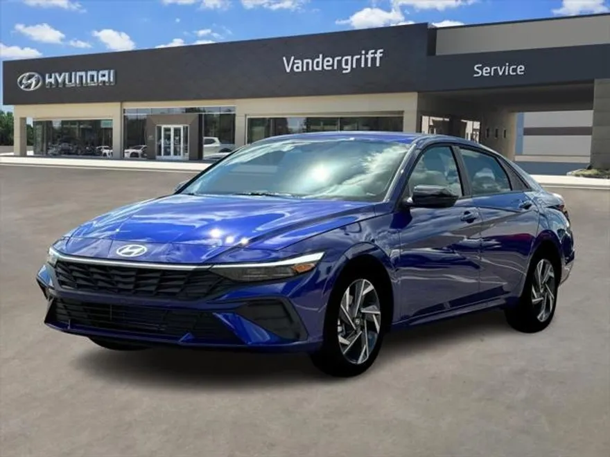2025 Hyundai Elantra SEL Sport photo 1