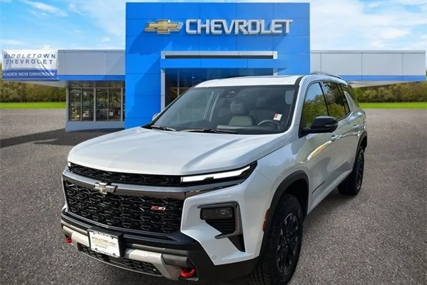 2026 Chevrolet Traverse Z71 photo 1