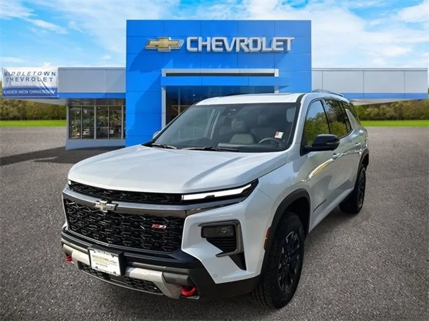 2026 Chevrolet Traverse Z71 photo 1