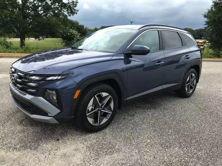 2025 Hyundai Tucson SEL photo 1