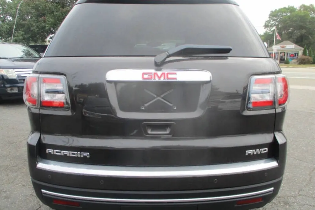 2016 Gmc Acadia SLE photo 1
