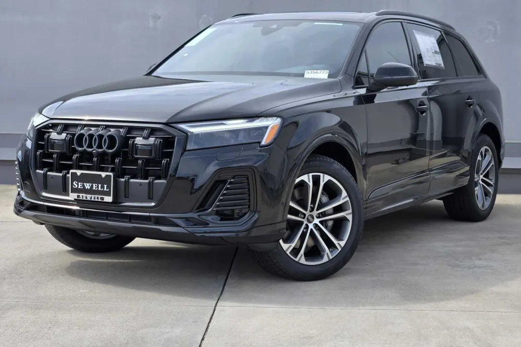 2025 Audi Q7 45 Premium photo 1
