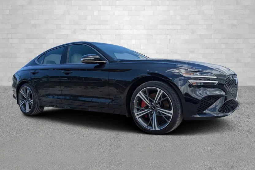 2025 Genesis G70 2.5T Sport Prestige photo 1