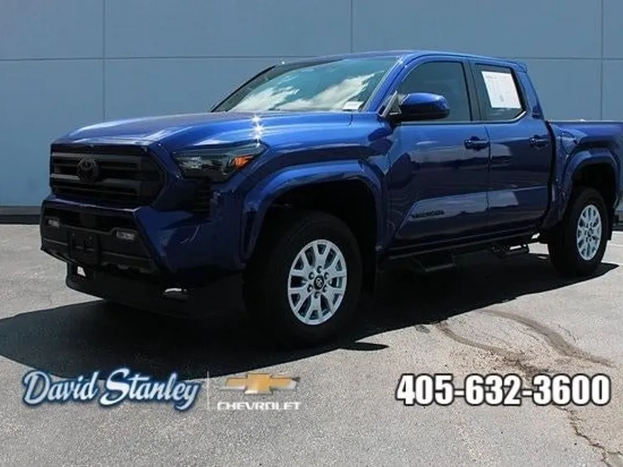 2024 Toyota Tacoma 4x4 SR5 photo 1