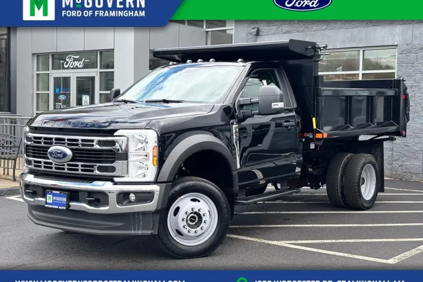 2025 Ford F-550 XL photo 1