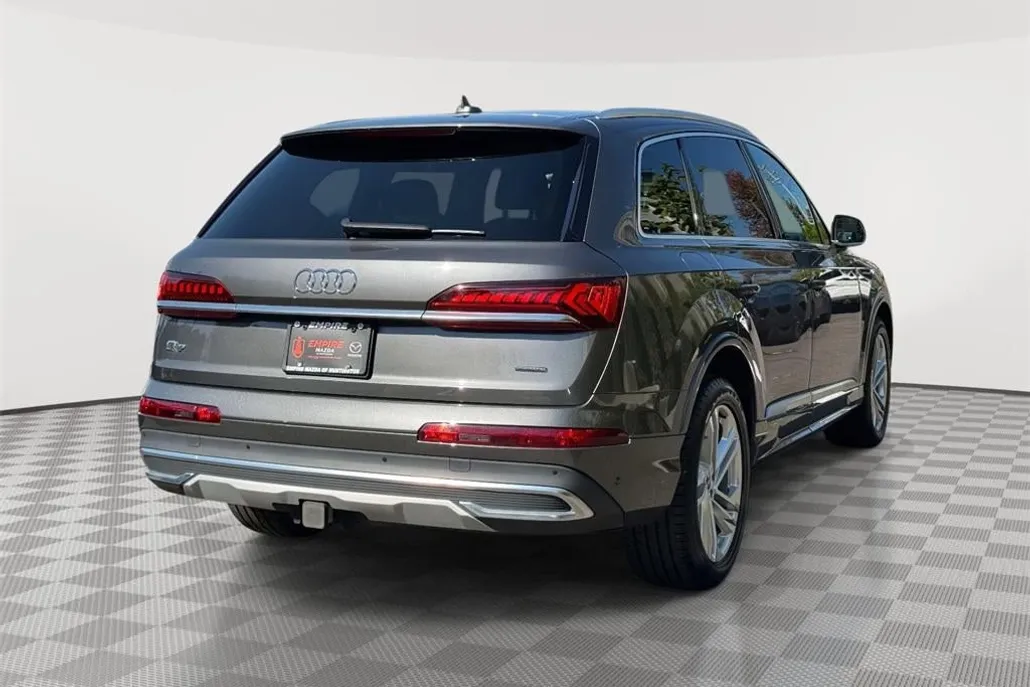 2021 Audi Q7 Premium 45 photo 1