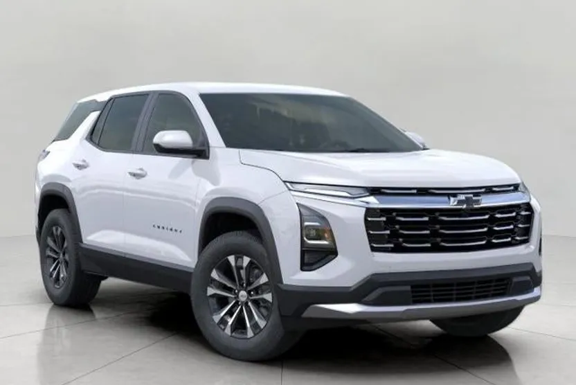 2026 Chevrolet Equinox LT photo 1