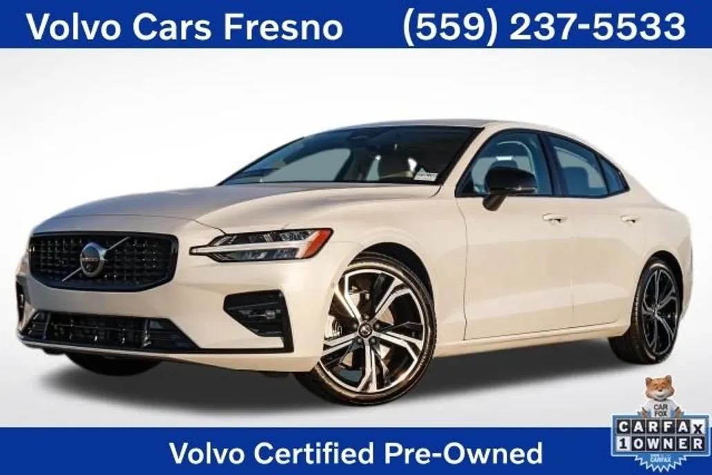 2024 Volvo S60 B5 Plus photo 1
