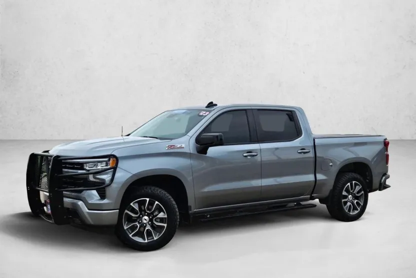 2023 Chevrolet Silverado 1500 RST photo 1