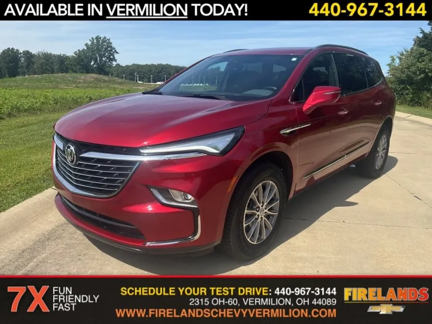 2024 Buick Enclave Essence photo 1