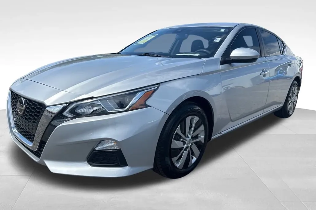 2021 Nissan Altima 2.5 S photo 1