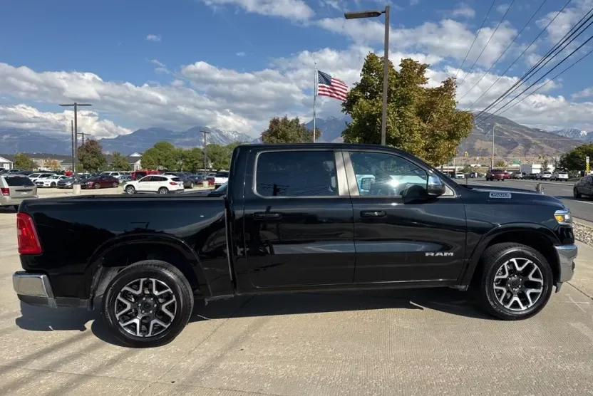 2025 Ram 1500 Laramie photo 1