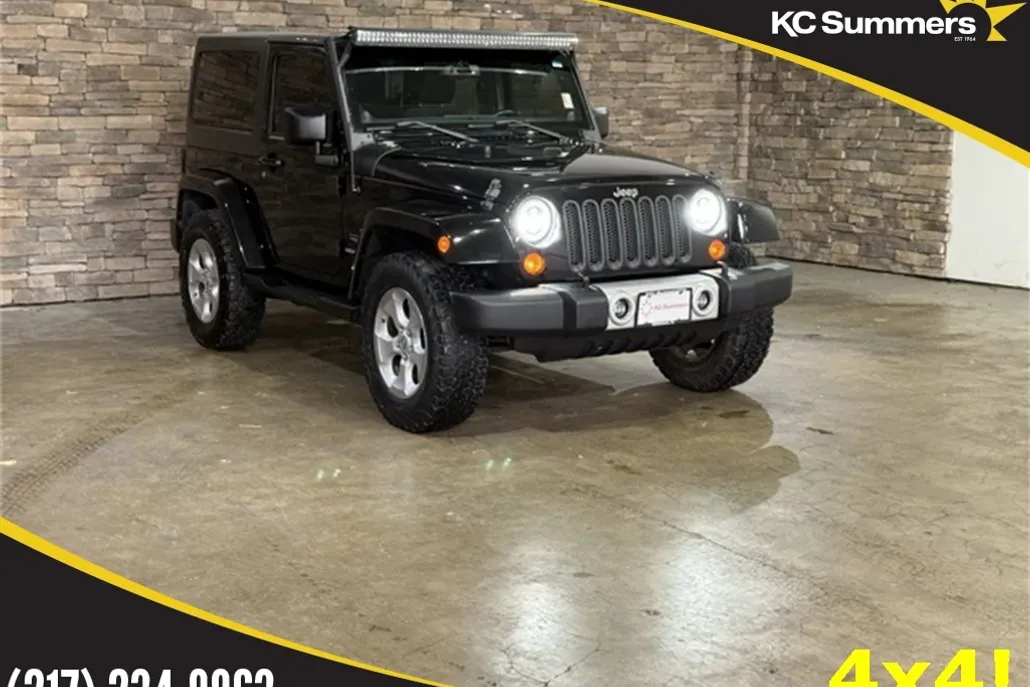 2013 Jeep Wrangler Sahara photo 1