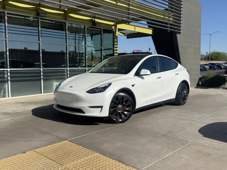 2021 Tesla Model Y Performance photo 1