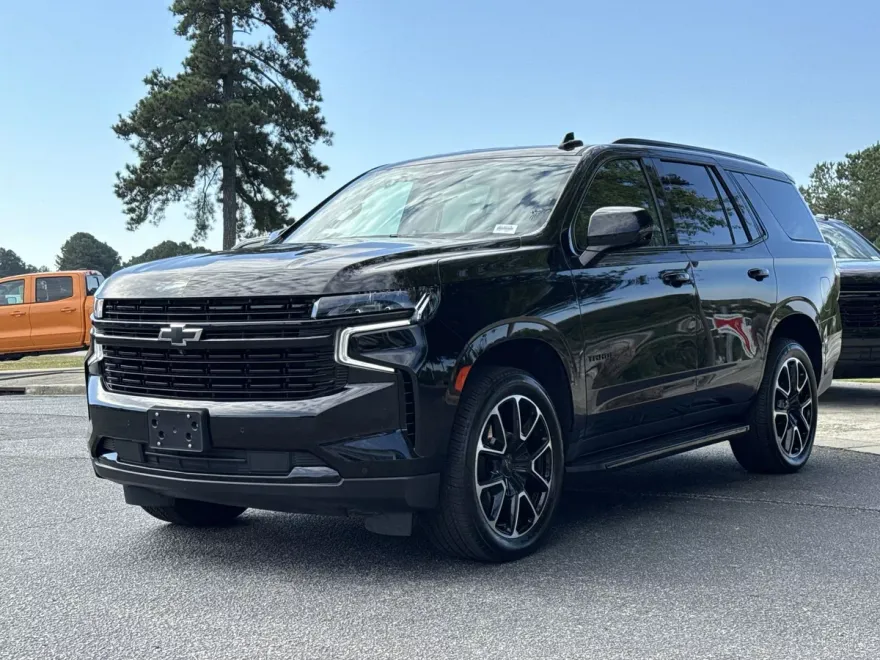 2023 Chevrolet Tahoe RST photo 1