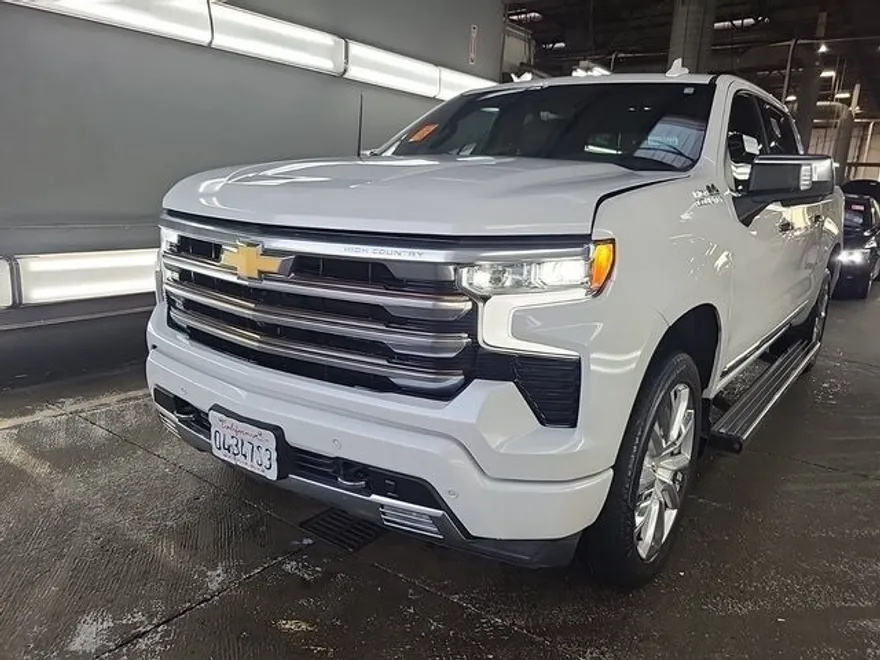 2022 Chevrolet Silverado 1500 High Country photo 1