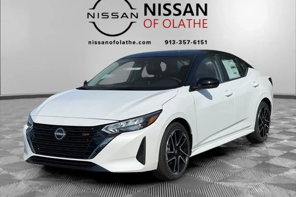 2025 Nissan Sentra SR photo 1
