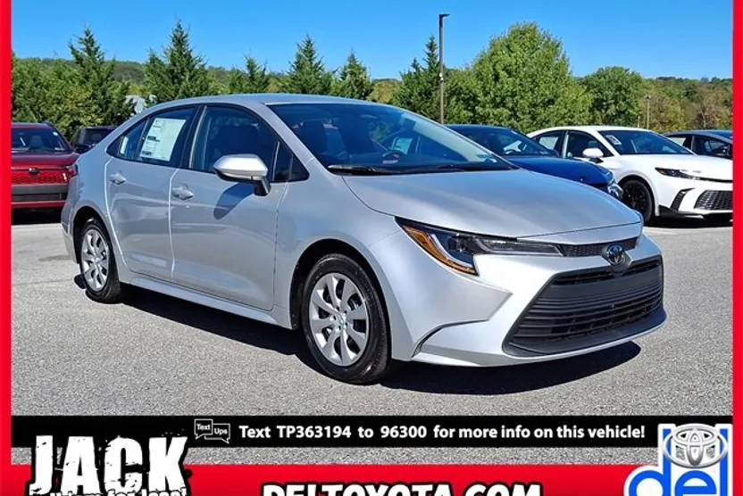 2026 Toyota Corolla LE photo 1