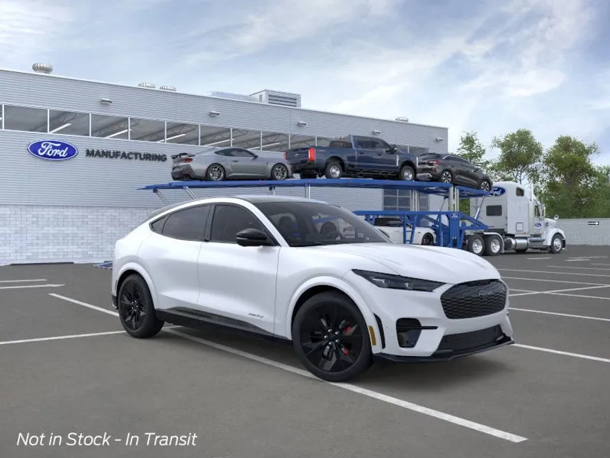 2025 Ford Mustang Mach-E GT photo 1