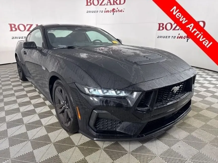 2025 Ford Mustang GT photo 1