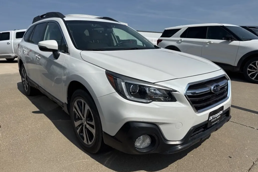 2019 Subaru Outback 2.5i photo 1