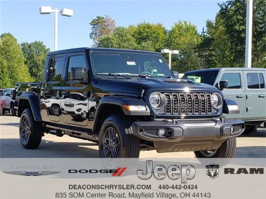2025 Jeep Gladiator Sport S photo 1