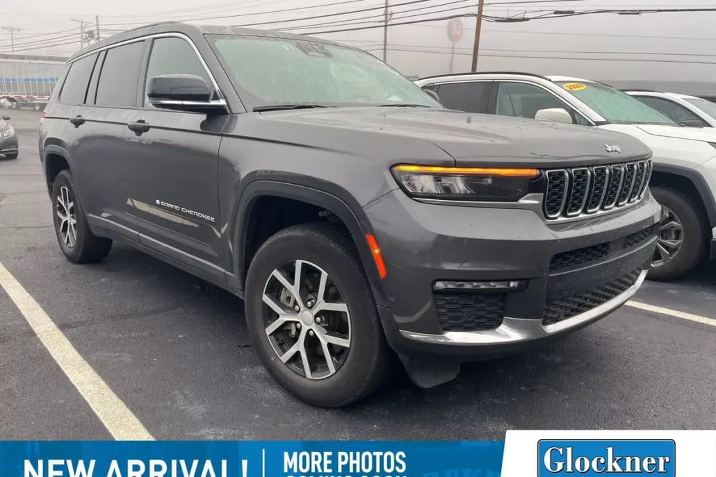 2024 Jeep Grand Cherokee Limited photo 1