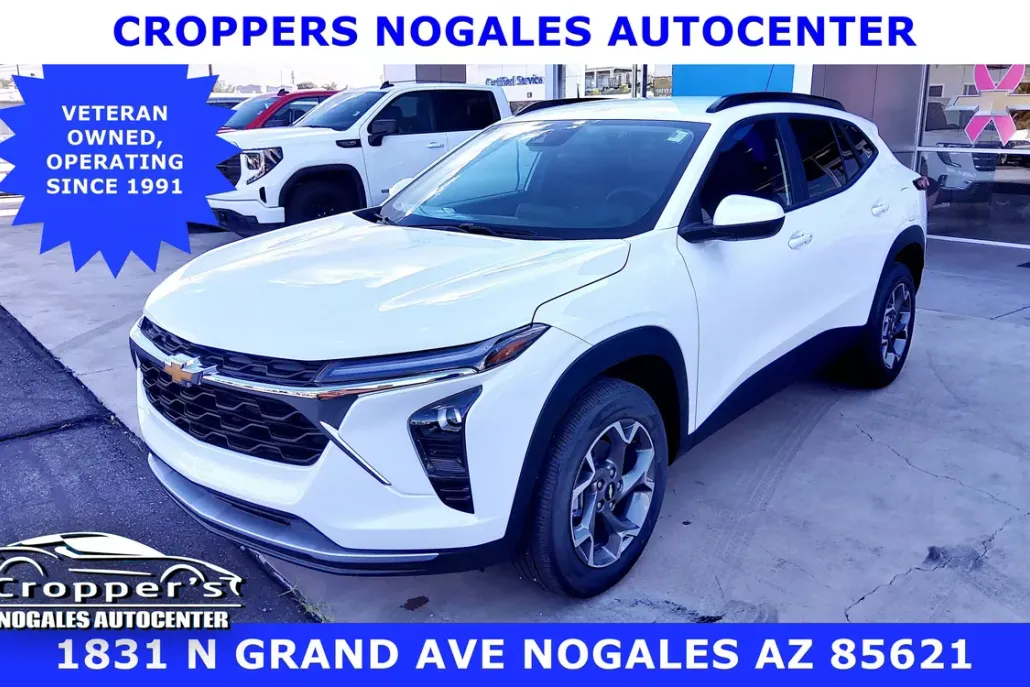 2025 Chevrolet Trax LT photo 1