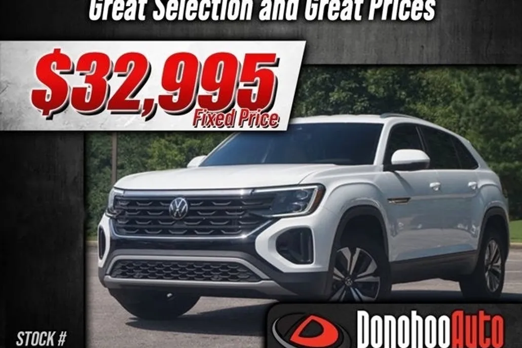 2024 Volkswagen Atlas Cross Sport SE photo 1