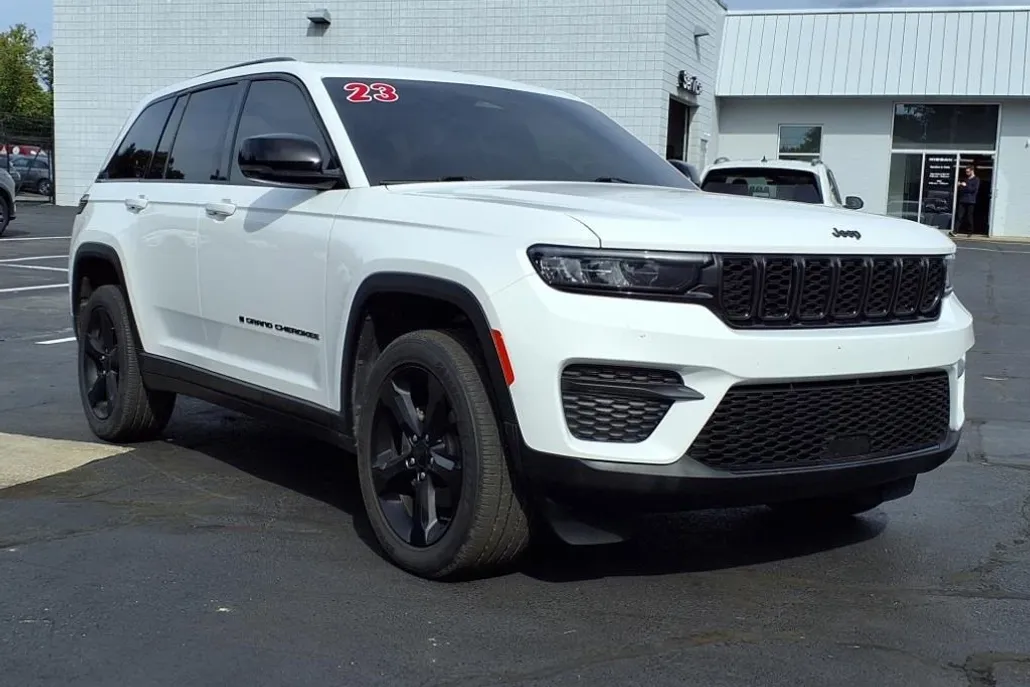 2022 Jeep Cherokee Limited photo 1