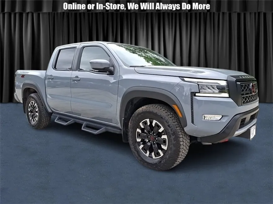 2023 Nissan Frontier PRO-4X photo 1